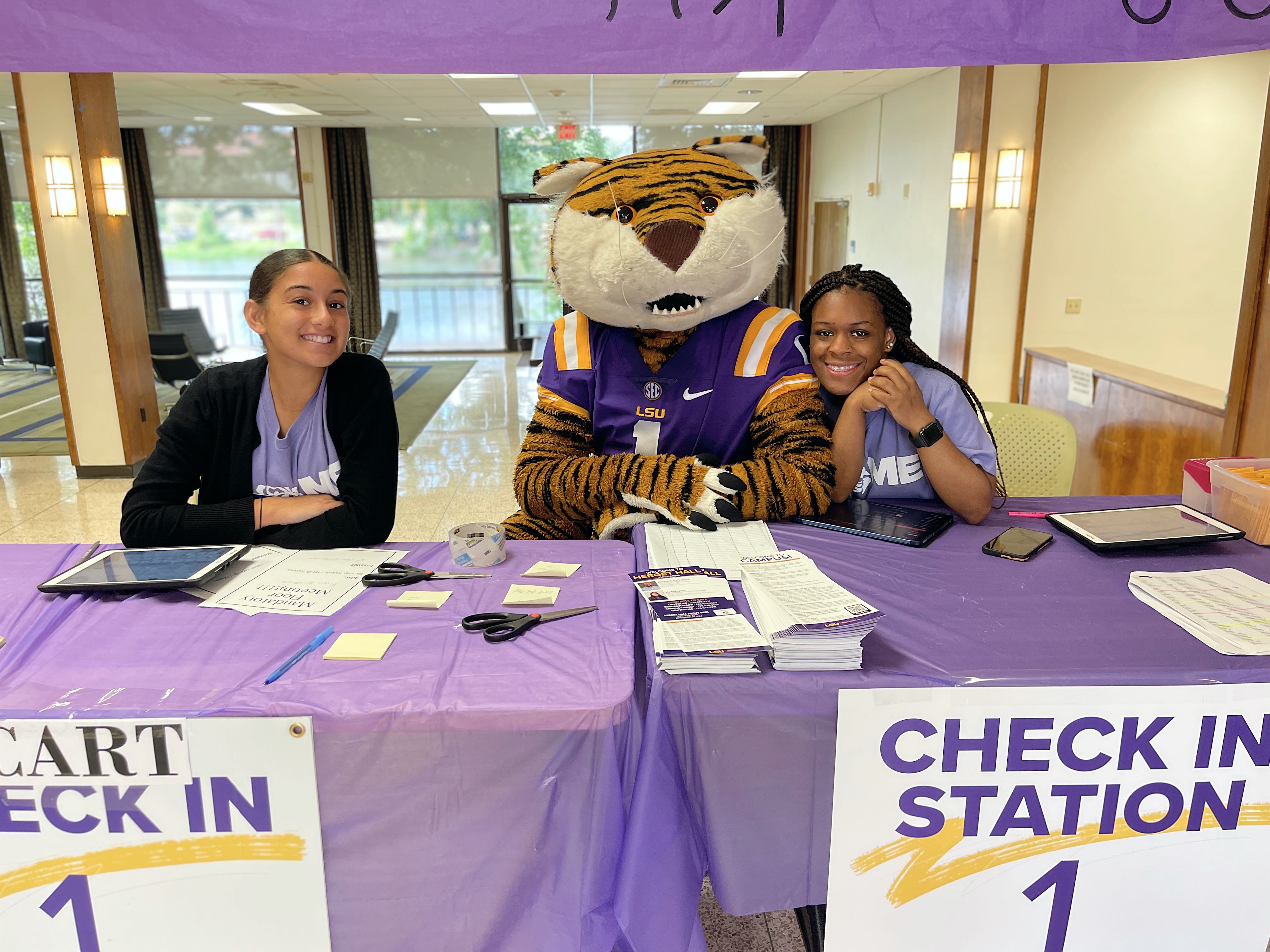 Mike the Tiger with Herget Hall resident assistants